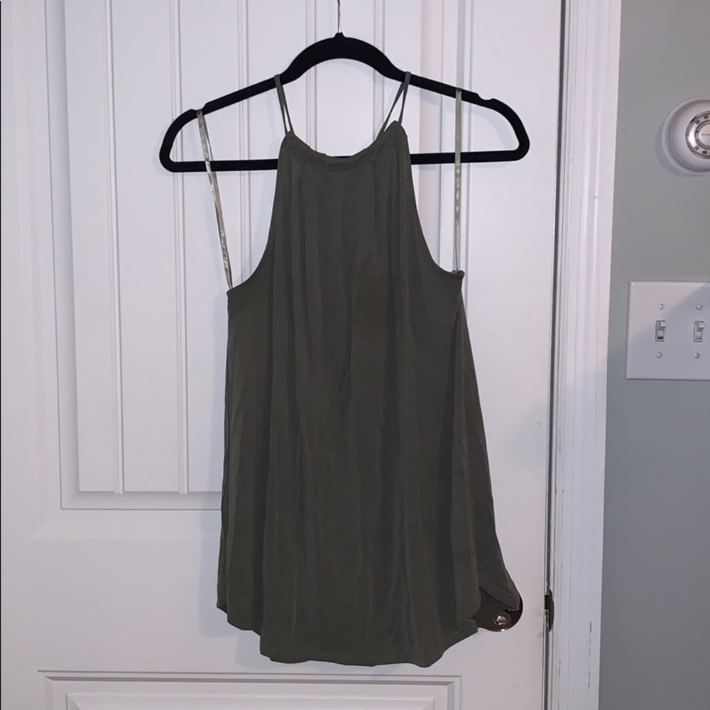 Flowy Tank